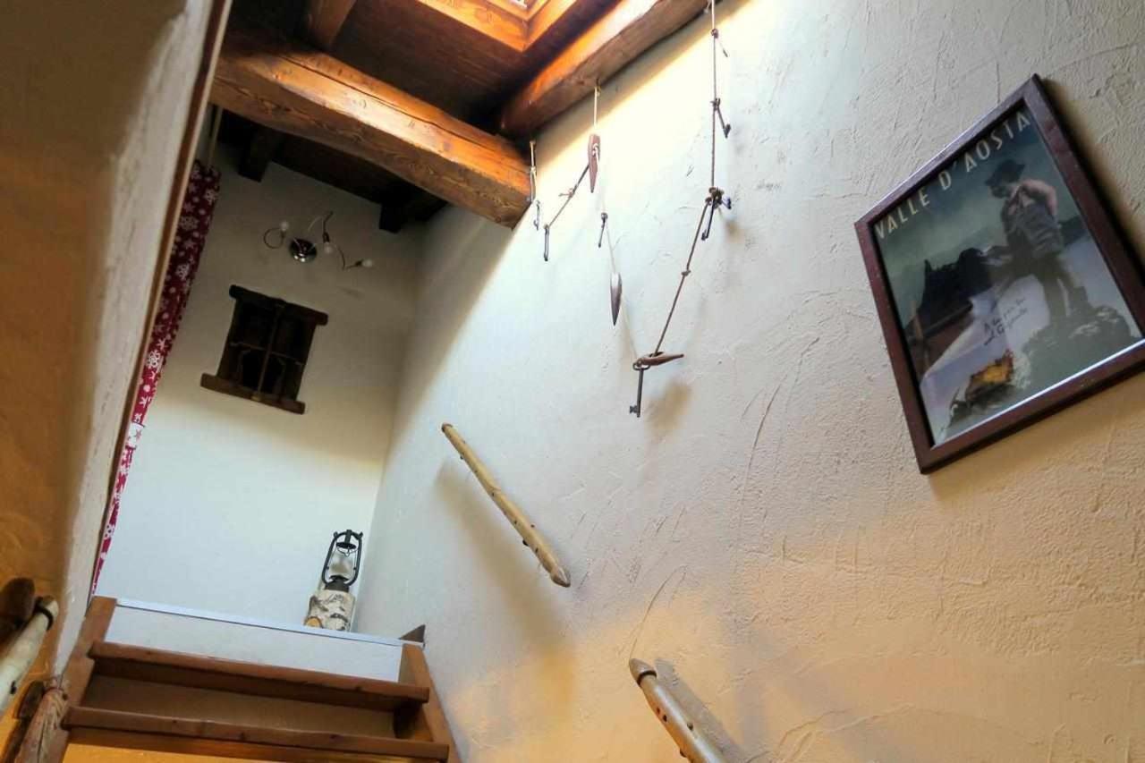 Romantica Suite Con Vasca Idromassaggio Aosta Exterior photo
